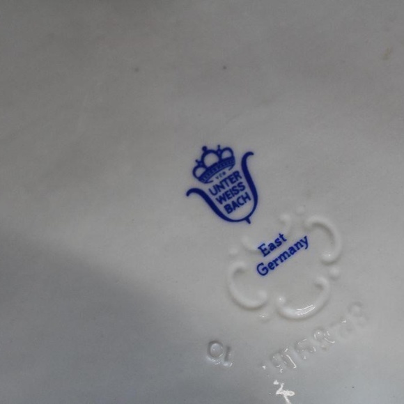 Dresden lace porcelain ANTIQUE East German statue - Picture 7 of 10